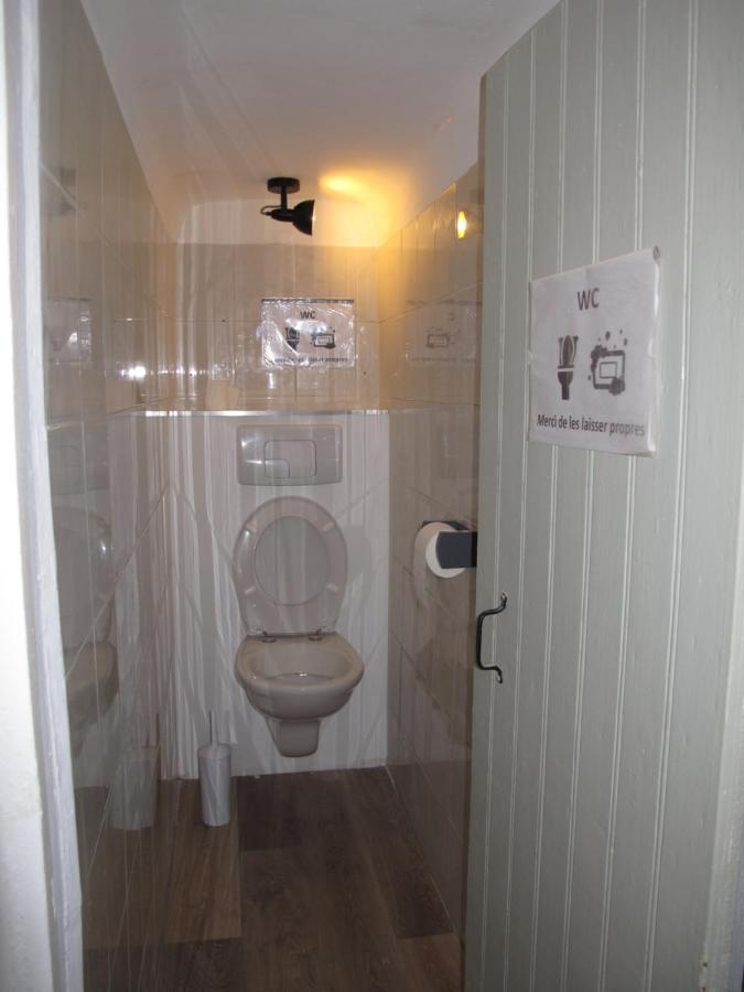 Appartement T1 Bis Cosy Avec Patio 17 Bis Tourbes Exteriér fotografie